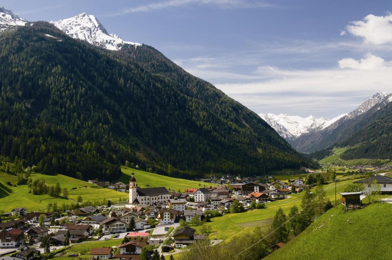 Pension Riese Neustift im Stubaital Exterior photo