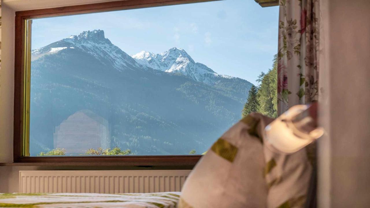 Pension Riese Neustift im Stubaital Exterior photo