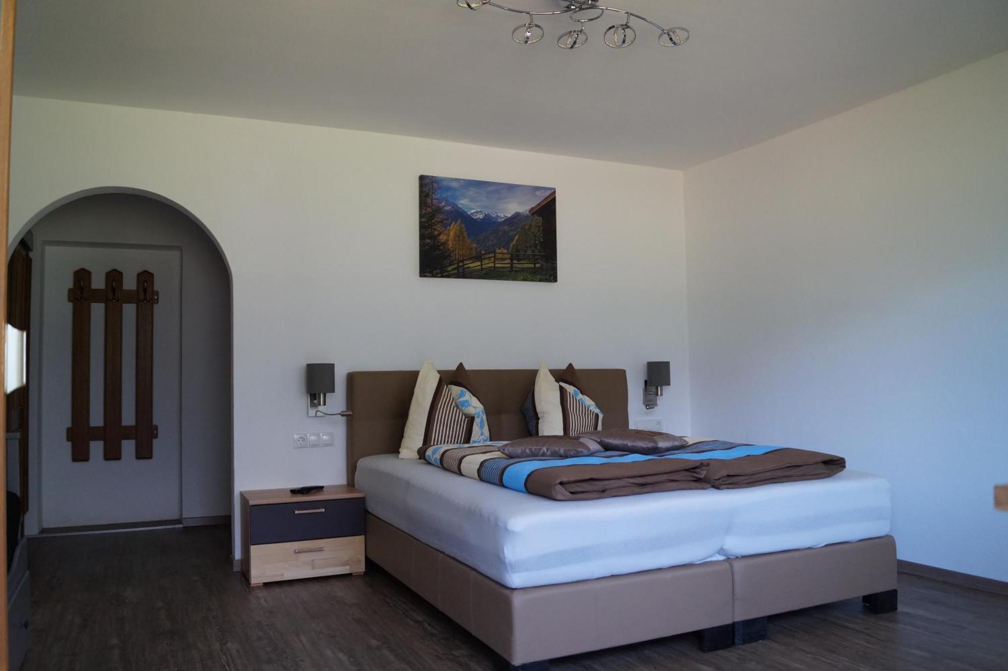 Pension Riese Neustift im Stubaital Exterior photo